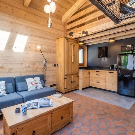 Chalet Racar Pour 4 Personnes, Centre Ville Et Vue Sur La Montagne Chamonix Exteriör bild