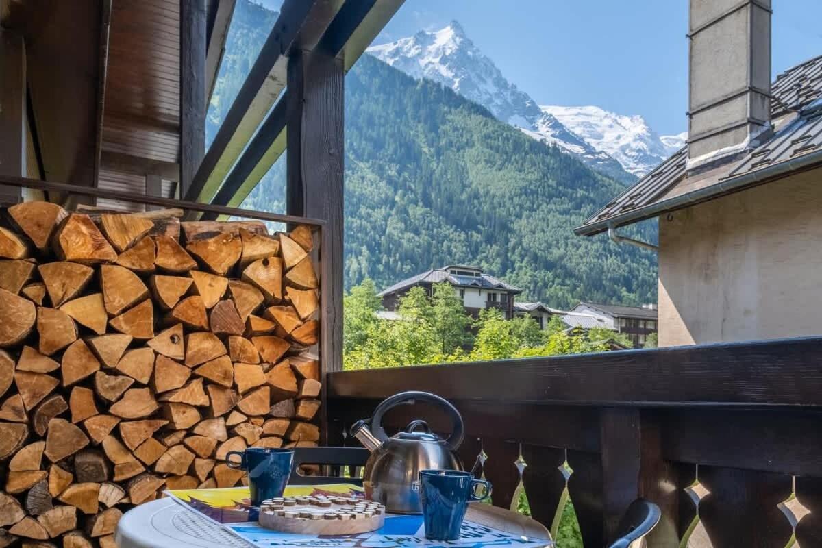 Chalet Racar Pour 4 Personnes, Centre Ville Et Vue Sur La Montagne Chamonix Exteriör bild